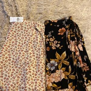 NWT AMERICAN EAGLE WRAP SKIRTS LOT OF 2 size small